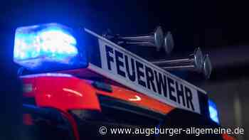Feuerwehr verhindert Schlimmeres: Gartenhüttenbrand in Ingolstadt greift fast auf Nachbargebäude über