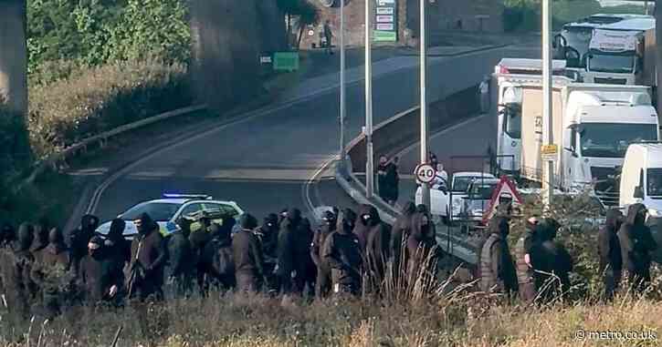 Dover protest live: Hundreds of masked men block port of Dover in ‘stop the boats protest’