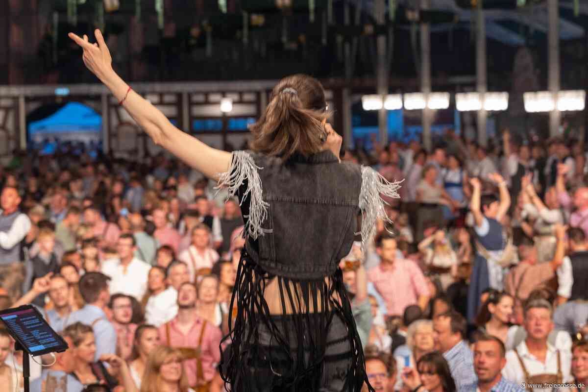 Eskalation im Plauener Stadl: Die Fetzentaler – „das is Wiesn dahoam“