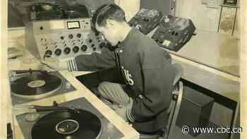 Saskatoon record shop resurrects University of Saskatchewan radio station's turntable