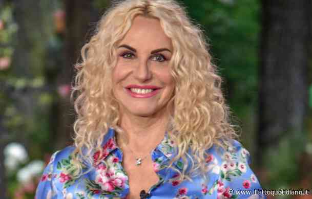 “A luglio è morto un mio storico collaboratore e grande amico. Dopo quella della mia mamma, la perdita per cui ho più sofferto. È stato un mese terribile”: così Antonella Clerici