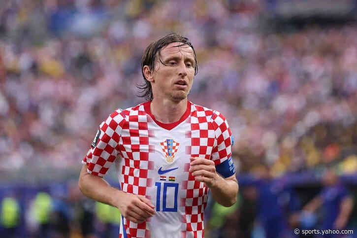 Official: Modric decides to continue playing with Croatia national team at 41