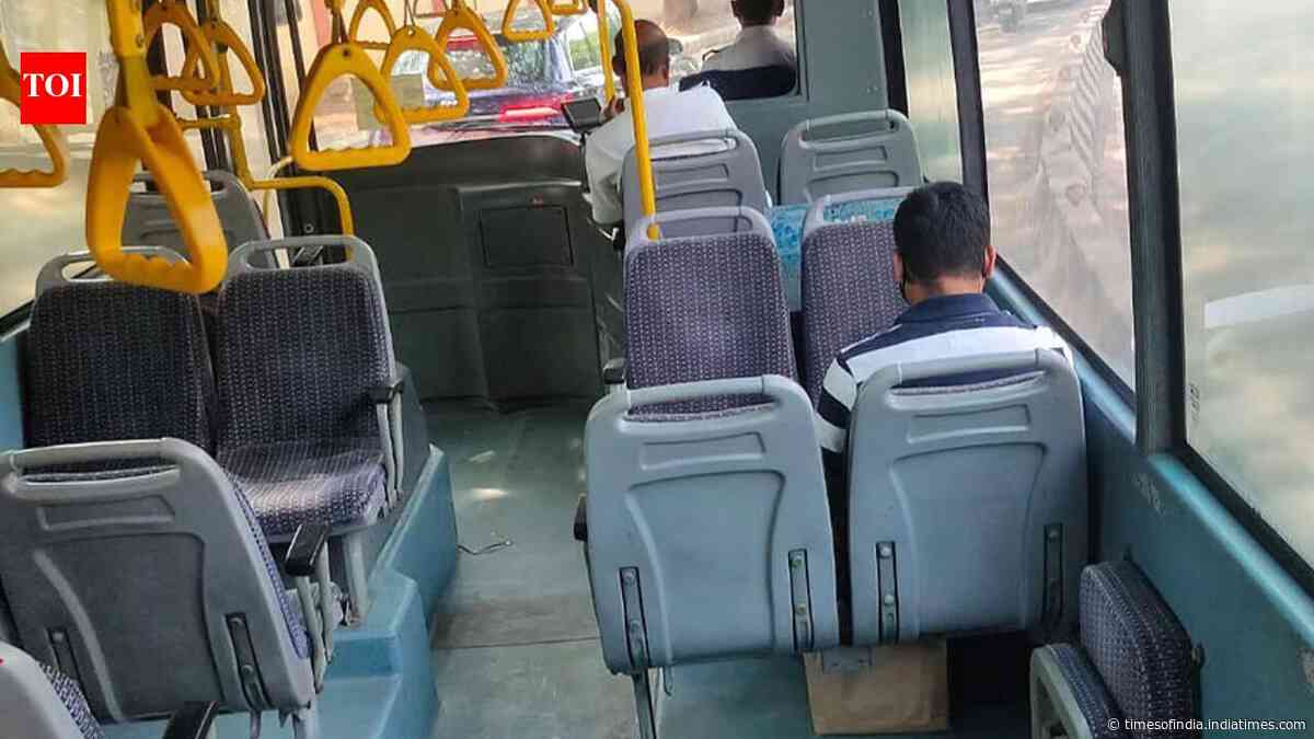DTC fought conductor for 32 years over Rs 67 fare and his wages, now fined Rs 1 lakh by Delhi HC