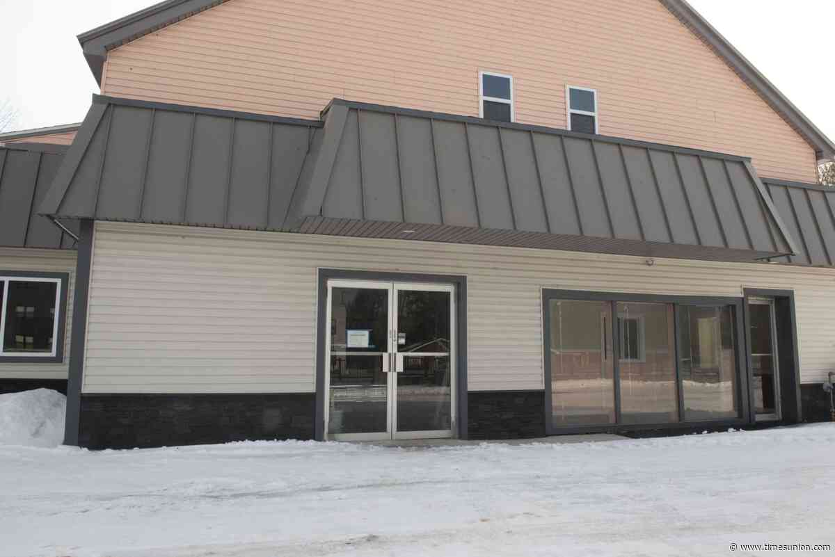 After long battle, Saratoga Springs property owners get permits for vehicle sales