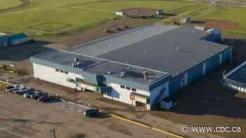 Northern Alberta town has only rink temporarily closed due to structural damage