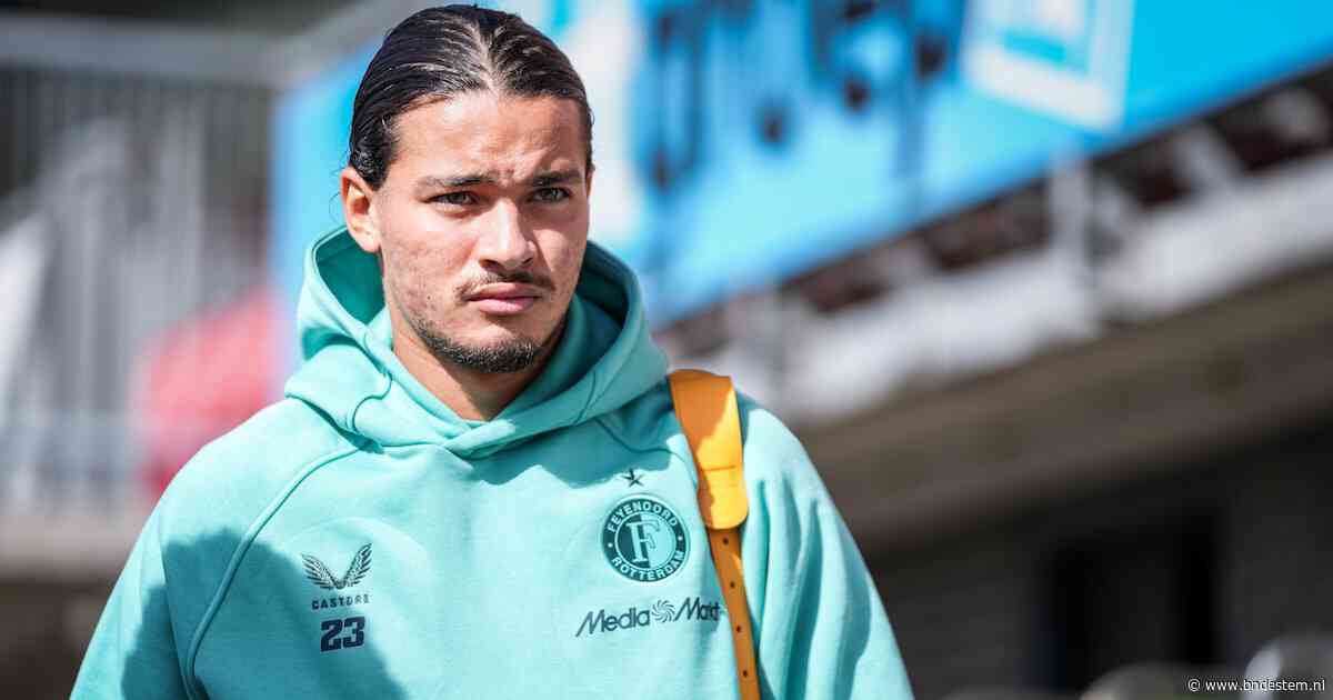 Transfersoap gaat door: Hadj Moussa niet bij selectie Feyenoord voor pittige uitwedstrijd tegen NEC