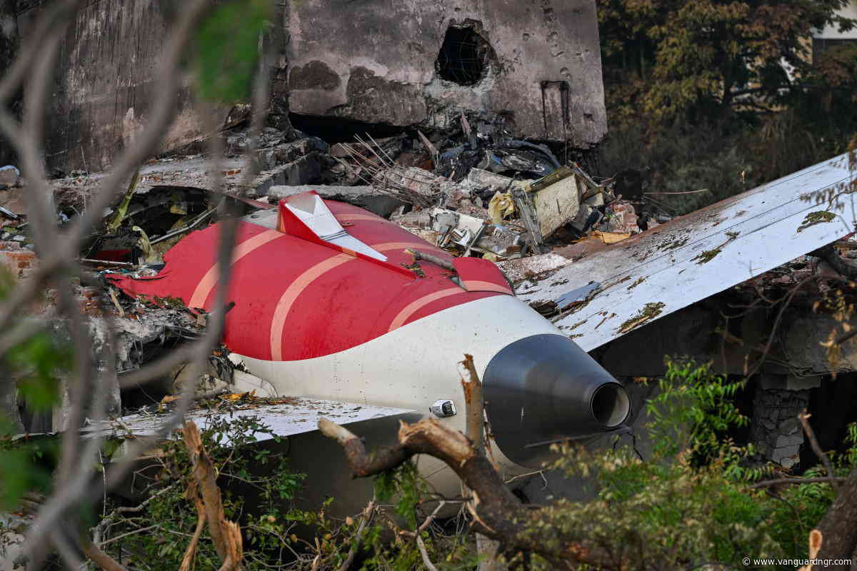 Military aircraft crashes during airshow