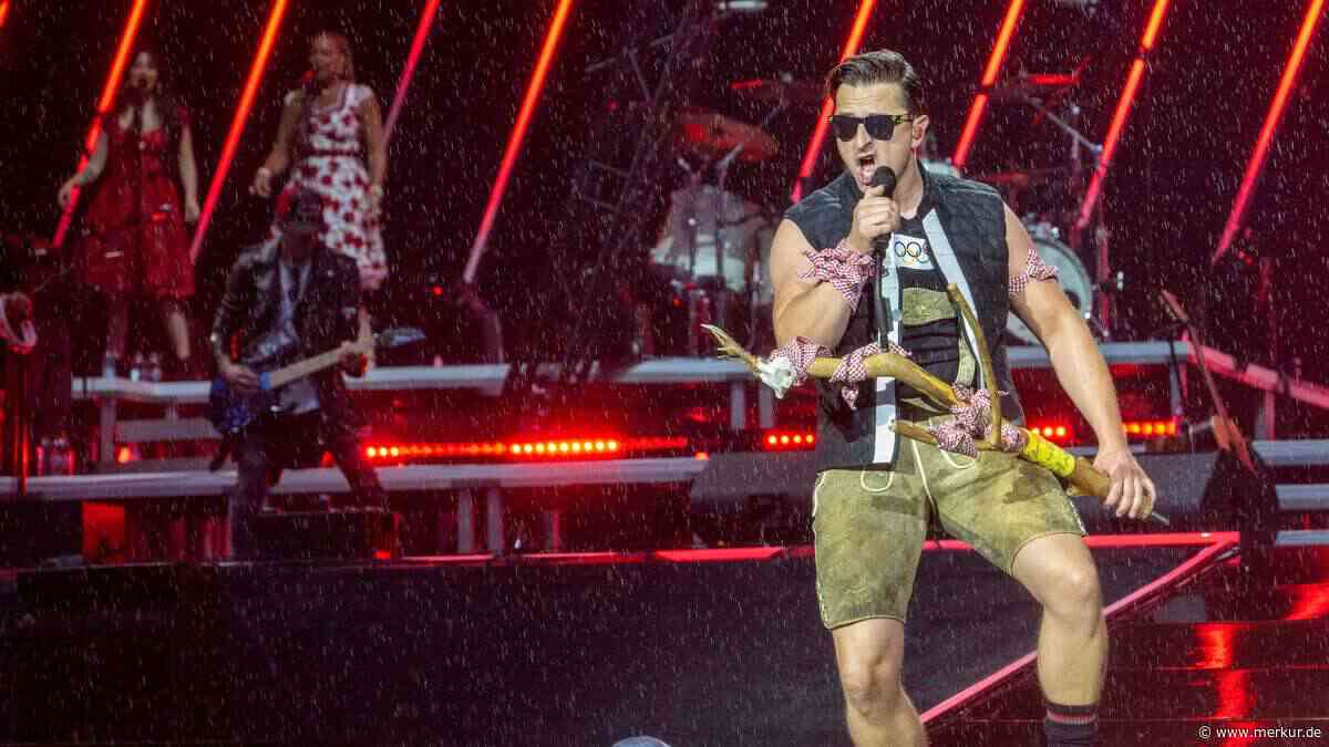 „F*ck Andreas Gabalier“: Rapperin feuert auf Festival-Bühne deutlich gegen Volks-Rock‘n‘Roller