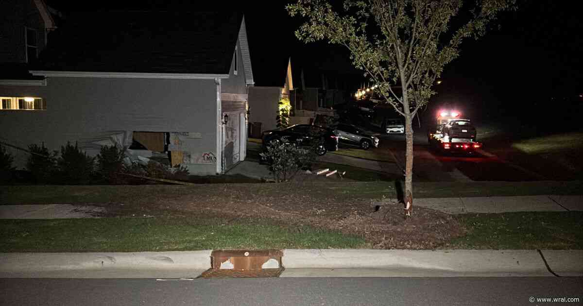 Car crashes into garage in Garner, driver charged with DWI
