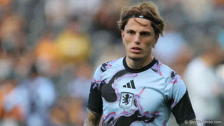 Premier League: Hull v Aston Villa under way after Man City win and Spurs draw