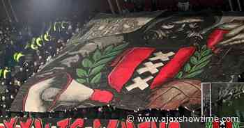Rondom Ajax: Tifo-actie met megadoek voorbereid op gehele Zuidtribune voor Ajax - PSV