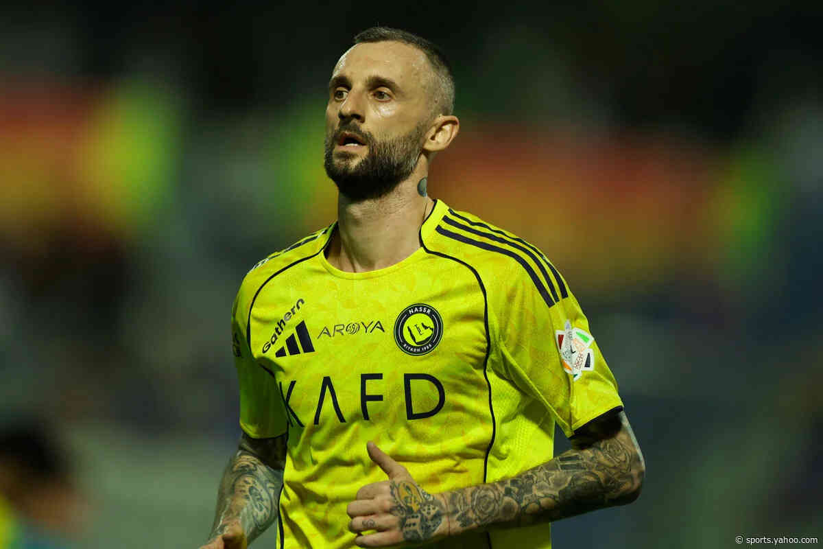 Lazio weigh up surprise move for former Inter midfielder Brozovic