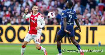 LIVE | Wat een start: Pepi kopt PSV op voorsprong tegen Ajax