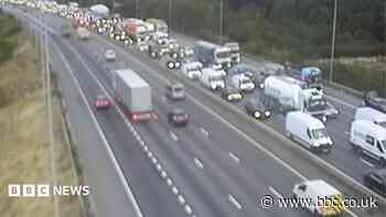 Two lanes on M25 shut after vehicle collision