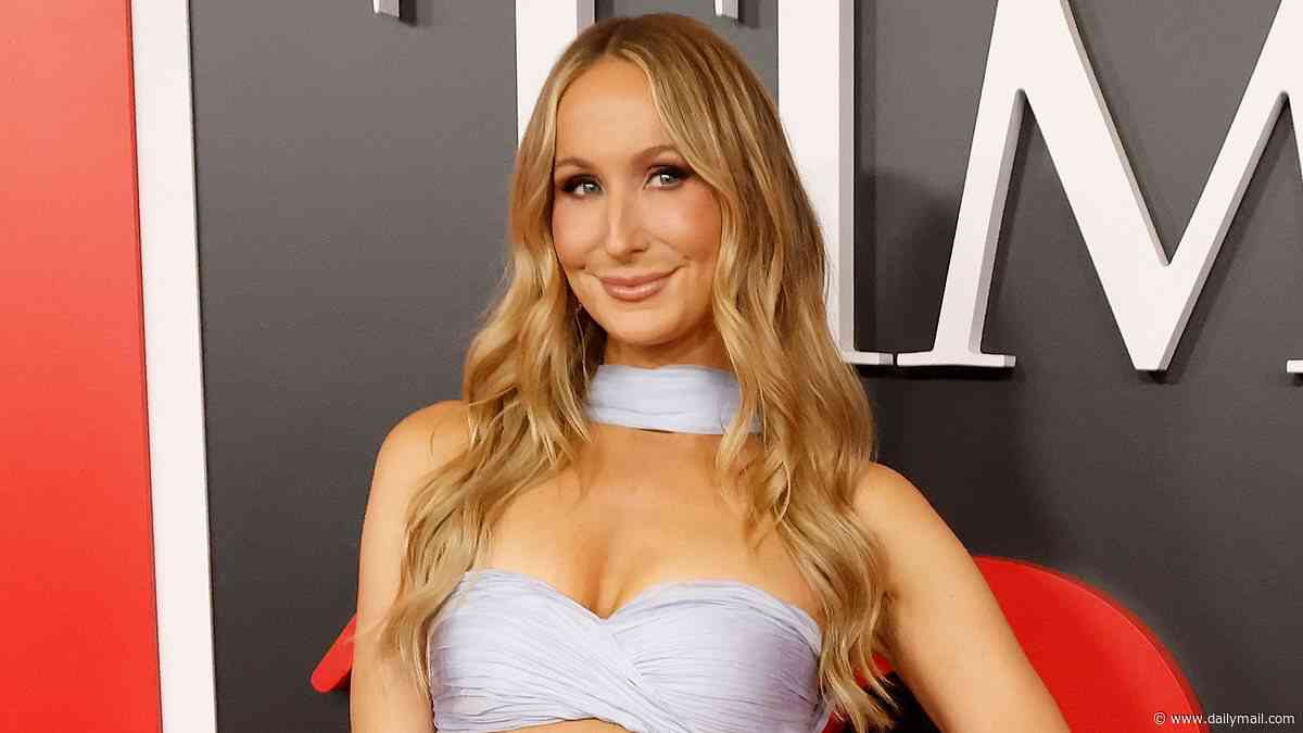 Nikki Glaser reveals item she was 'really close to stealing' at Taylor Swift and Travis Kelce's wedding