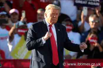 Donald Trump Supporters Reportedly Asked to Pay $88,600 Just for a Photograph
