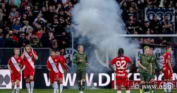 FC Utrecht-Go Ahead definitief gestaakt door vuurwerk en gooien bekers, dinsdagmiddag hervat zonder fans
