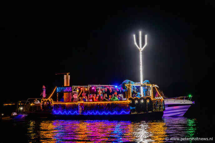 Neptunusfeest trekt tientallen boten