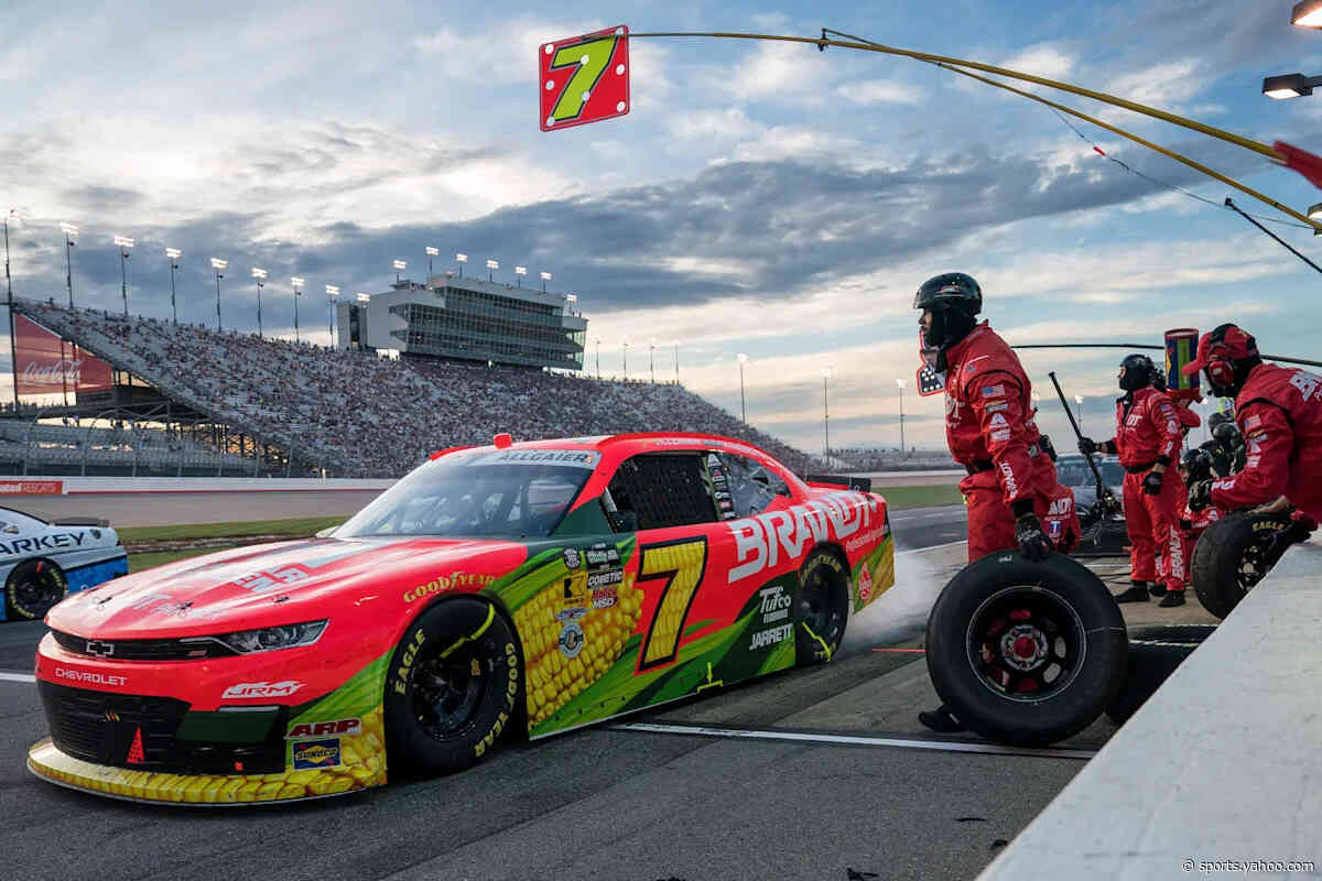 NASCAR O'Reilly Series Darlington race live updates, highlights, leaderboard