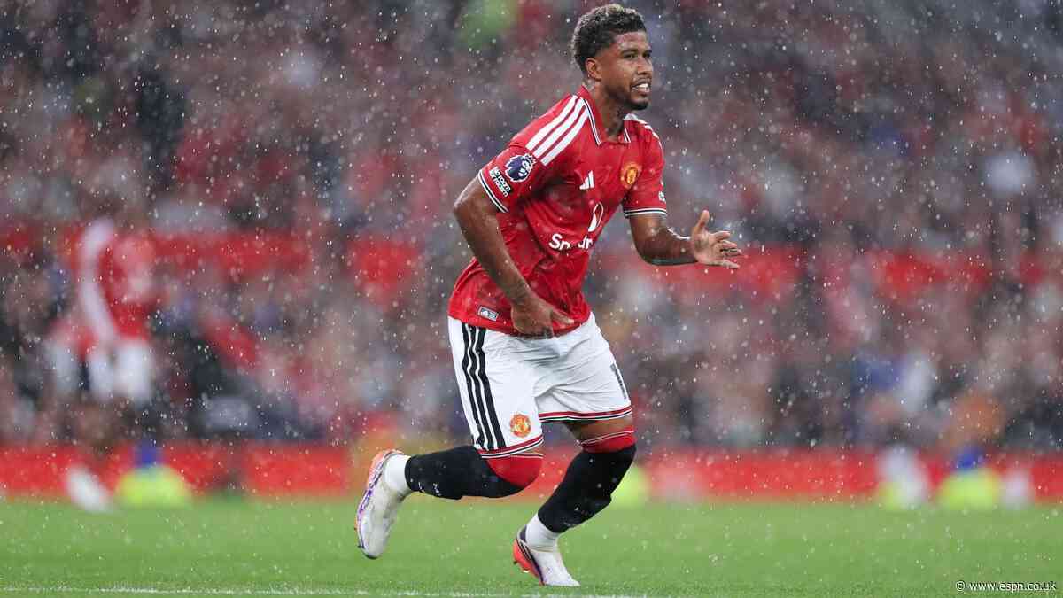 Carrick: Utd 'can compete' despite being out-spent