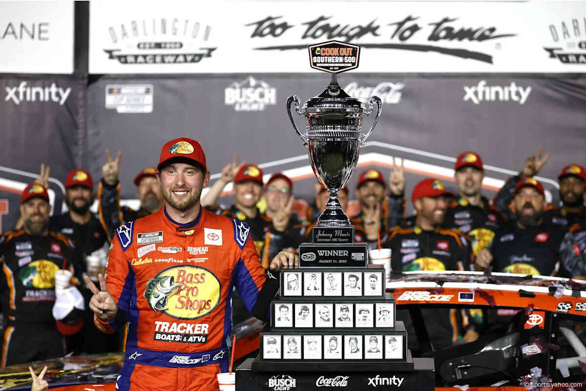 NASCAR purse for Cup Series race at Darlington in September 2026