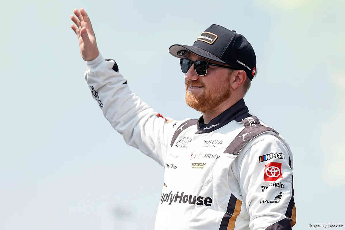 NASCAR Darlington qualifying results, Tyler Reddick on Cup Series pole as starting lineup set