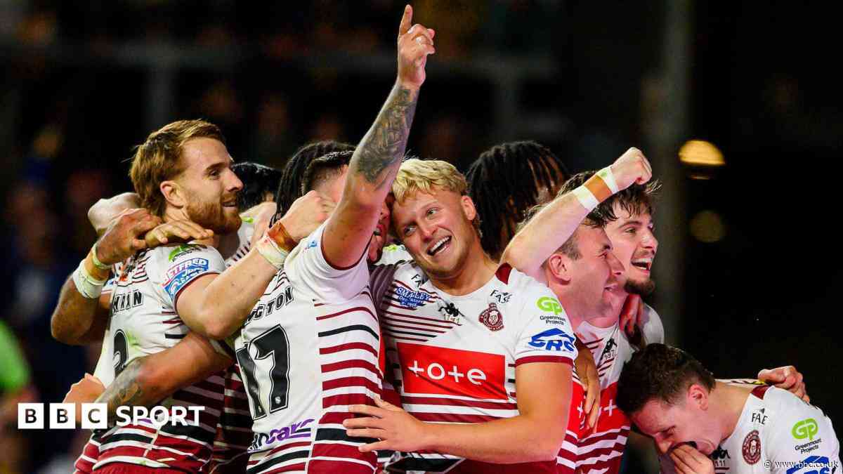 Wigan crush Leeds to move closer to winning shield
