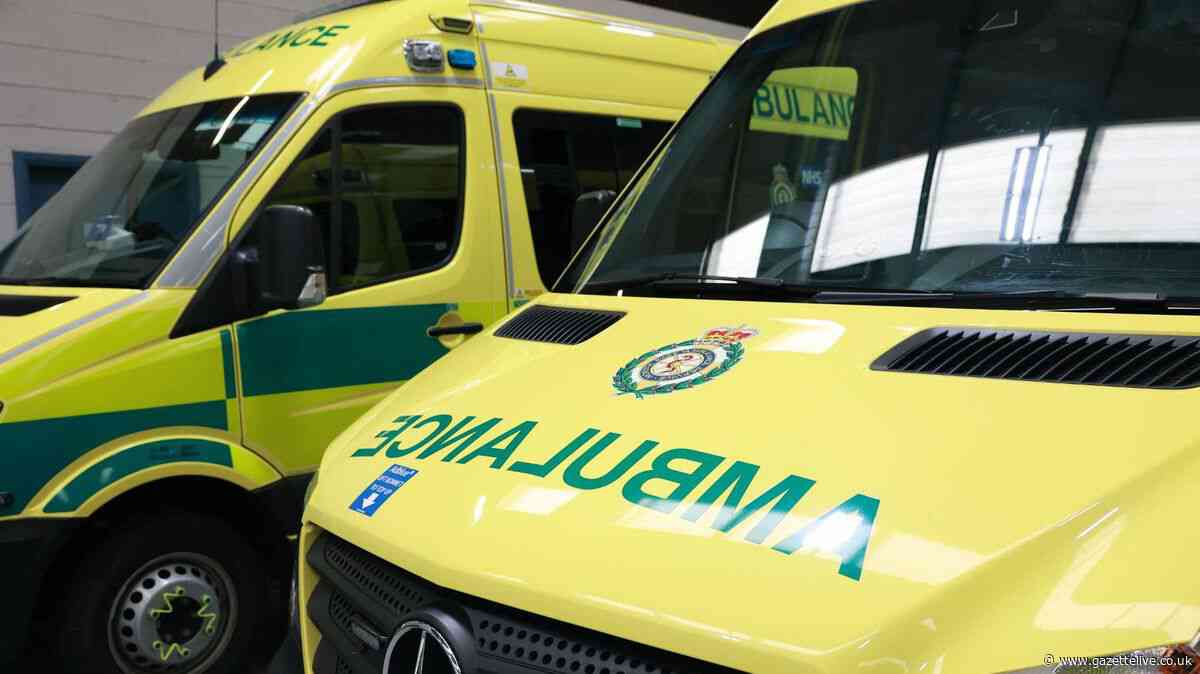 Lying NEAS paramedic forged £2k offshore medic placement book he 'had no intention of completing'