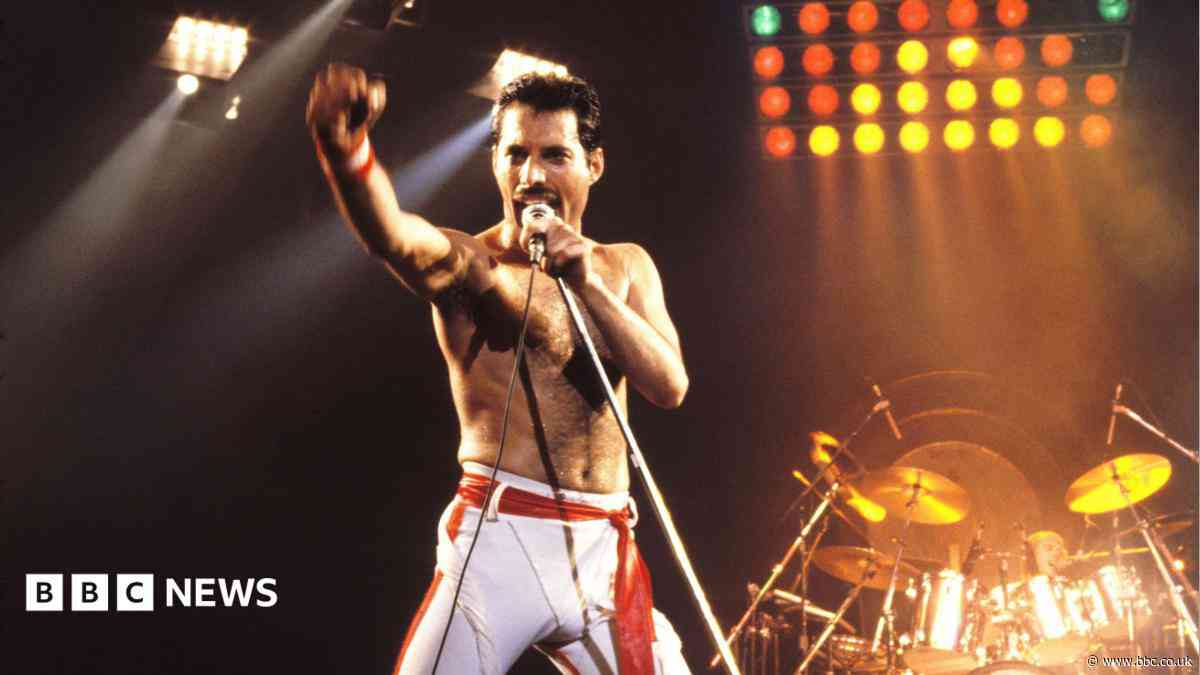 Mercury's jacket sells on day he would have been 80