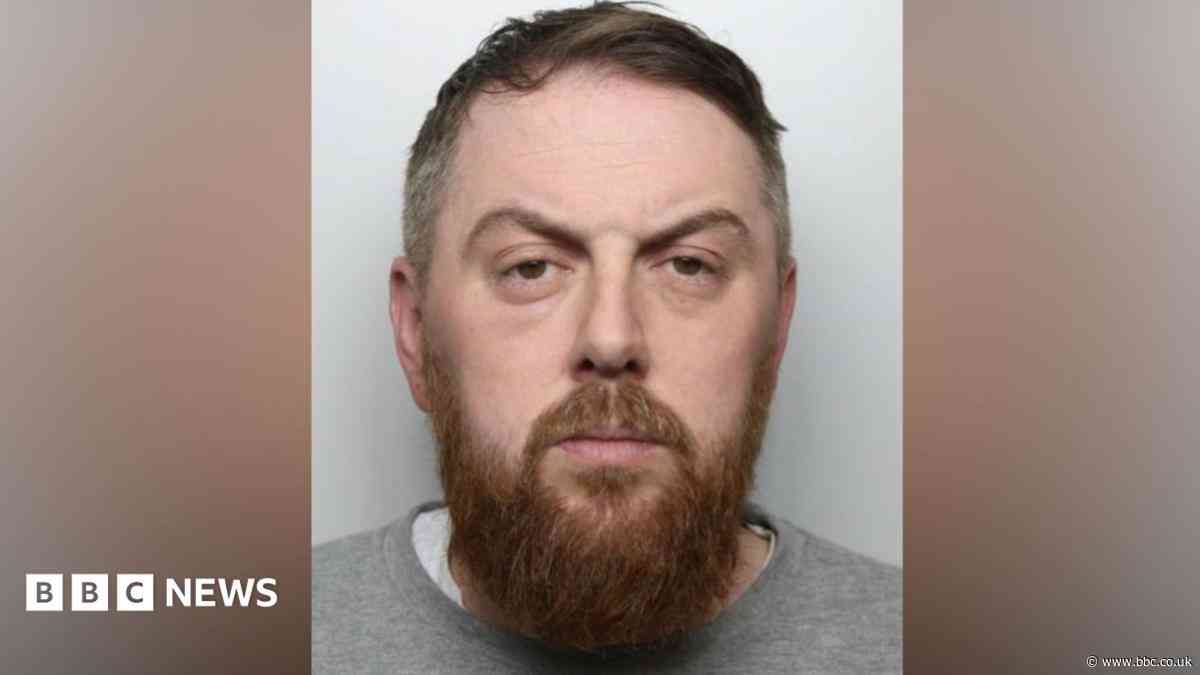 Man 'repeatedly preyed' on girl over Snapchat