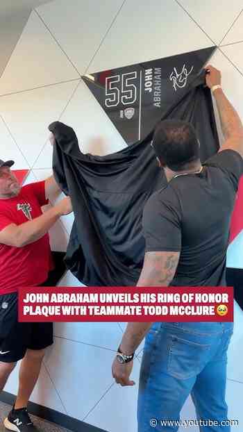 John Abraham sees his Ring of Honor plaque for the first time 🥹 #atlantafalcons #nfl