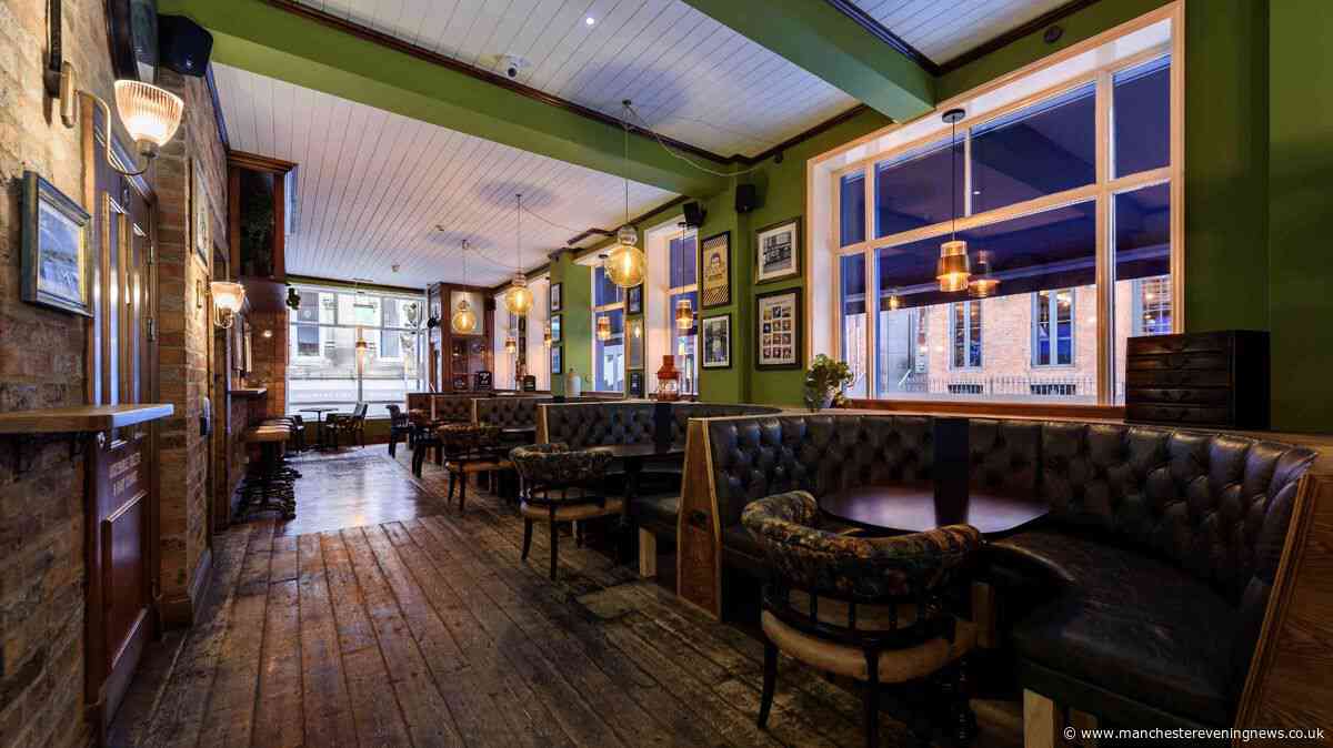 'Pubs are where people meet and unwind - even when they end up serenading Christopher Eccleston'