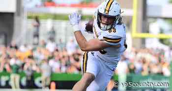 Mistakes, Miscues Derail Pokes in 35-13 Border War Loss
