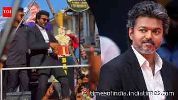 CM Vijay’s look-alike takes Udupi by storm during Krishna Janmashtami