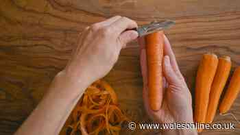 Carrots and celery stay fresh for days longer when you store them in different way
