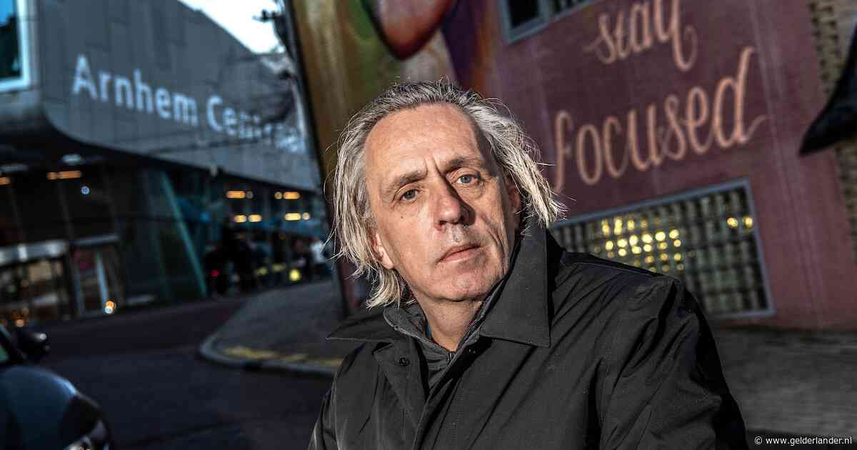 De Arnhemmer des Vaderlands over Nijmegen: ‘Als je verder wilt in het leven, moet je daar na je studie niet blijven hangen’