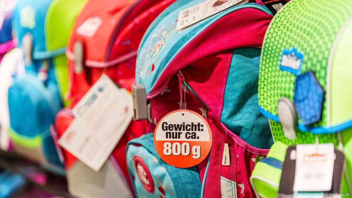 Schwere Schulranzen belasten Kinder: So wird die Tasche leichter