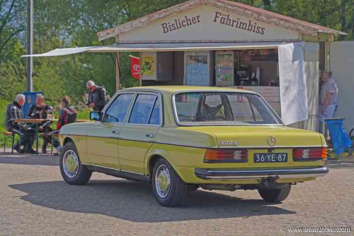 Terug naar de hete zomer van 1976: Bratwurst mit Pommes halen met een ultratrage Mercedes 200 D