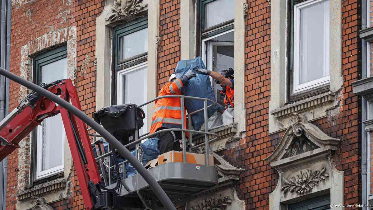 Mieter atmen auf: Säckeweise Wertsachen aus dem Abrisshaus in Altona gerettet