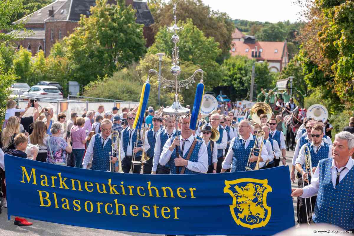 Plauener Wiesn: Großer Festumzug setzt sich am Sonntag in Bewegung