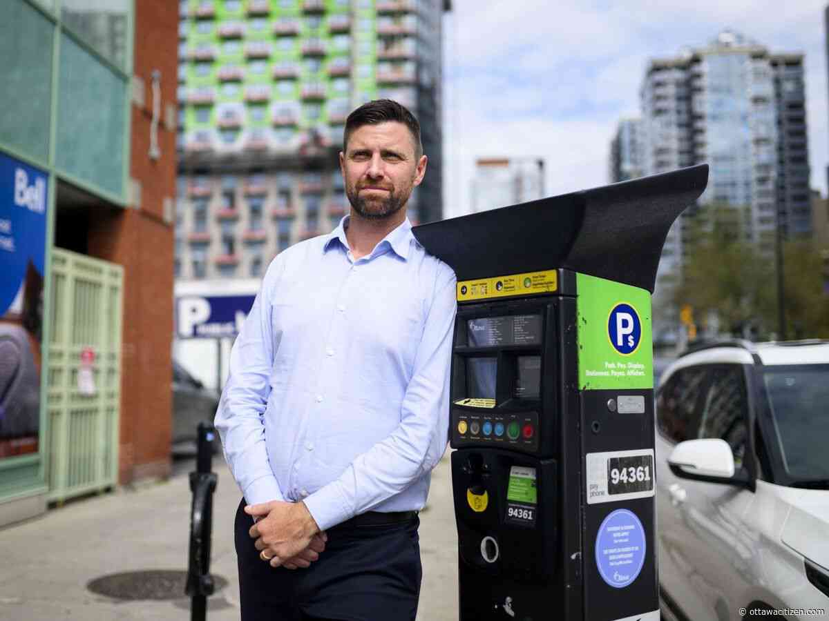 Ottawa mayoral candidate vows to remove paid on-street parking