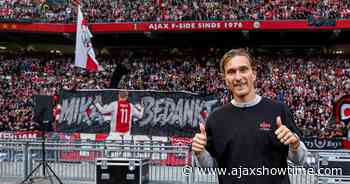 Godts nam afscheid bij Ajax: 'Leuk om weer even terug te zijn bij deze mooie en grote club'