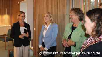 Gifhorn: Kanzleramtsministerin Warken verspricht bessere Gesundheits-Versorgung