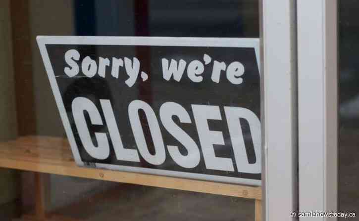 What's closed on Labour Day in Sarnia-Lambton