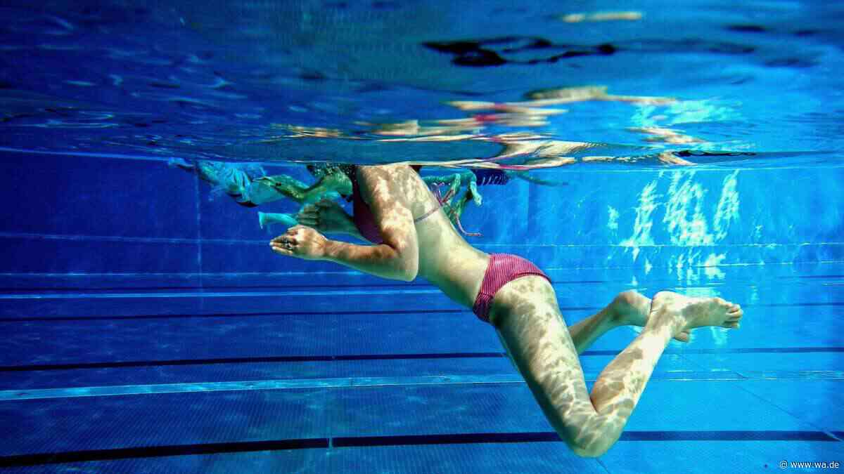 Machen Sie diesen Test, bevor der Nacken beim Brustschwimmen meckert