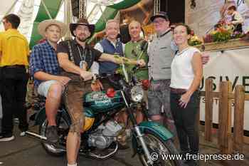 Sternquell-Wiesn: Simson-Gewinnerin im Urlaub – da durfte der Sohn ran