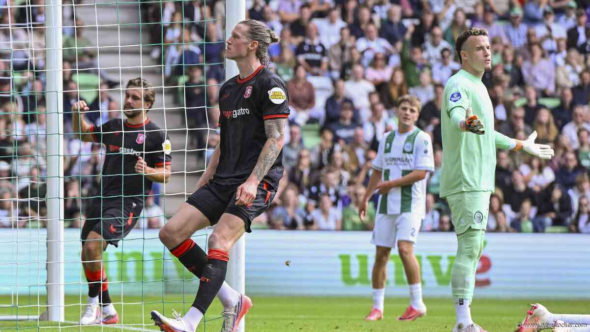 FC Twente pakt dankzij knappe goal Wout Weghorst punt bij FC Groningen