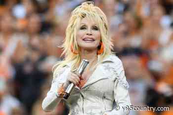 Tennessee Volunteers Pay Tribute to Dolly Parton at First Game Since Her Death [Photos]