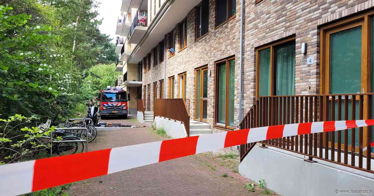 Brand in complex aan Noorderhaakspad in Amsterdam-Noord