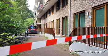 Brand in complex aan Noorderhaakspad in Amsterdam-Noord